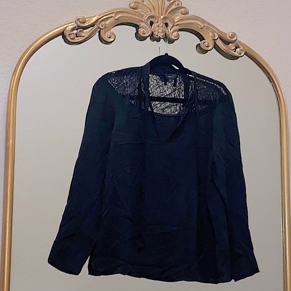 THEORY Long-Sleeve Lace Yoke Tie Neck Top Size S - Picture 3 of 9